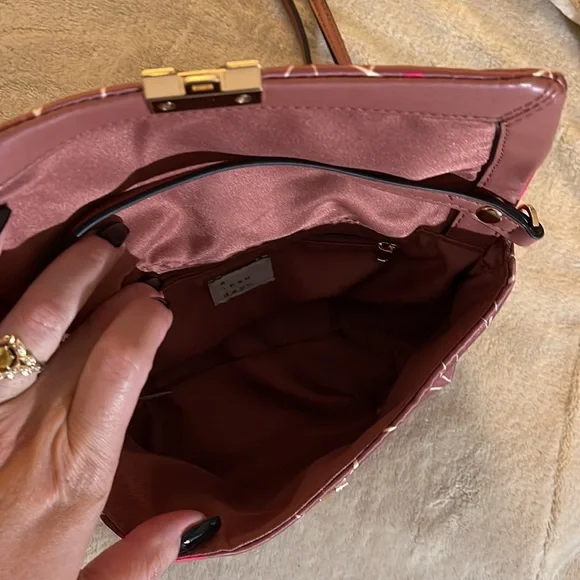 Floral print satin purse - Picture 7 of 8